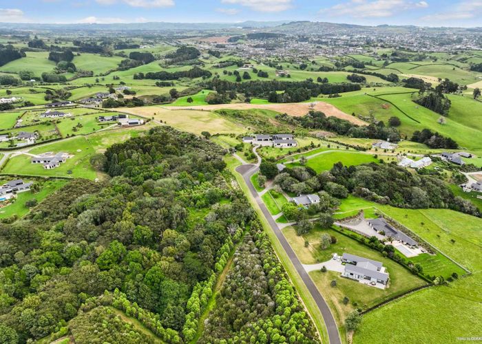  at 1 Donald Gavin Way, Pukekohe East, Franklin, Auckland