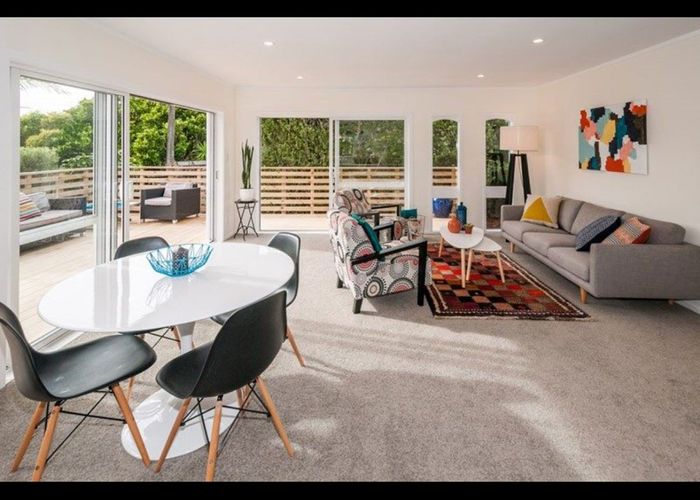  at 2/10 Firth Road , Torbay, North Shore City, Auckland