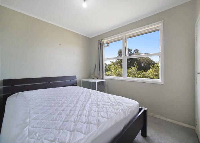  at 71 Seaview Road, Glenfield, Auckland