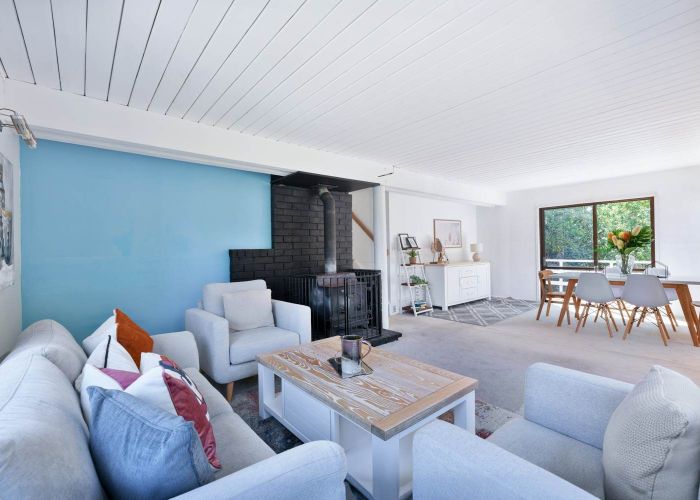  at 2 Morriggia Place, Bayview, Auckland