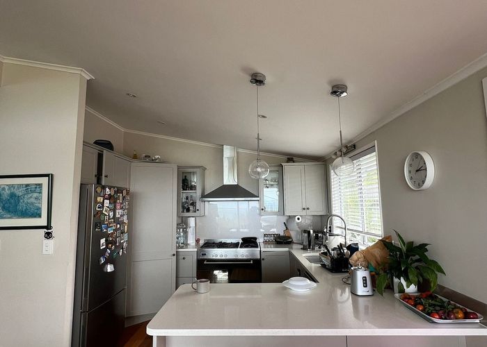  at 91 Penzance Road, Mairangi Bay, North Shore City, Auckland
