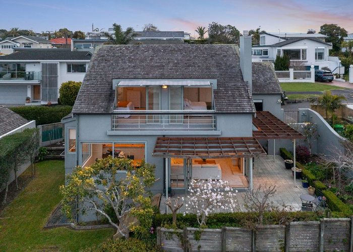  at 8 Brown Street, Hauraki, North Shore City, Auckland