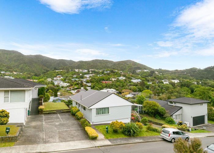 at 5B Astor Street, Karori, Wellington, Wellington