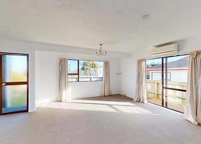  at 41A Sunhaven Drive, Newlands, Wellington, Wellington