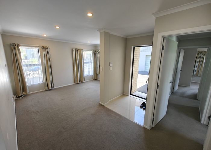  at 25 Caernarvon Street, Dinsdale, Hamilton