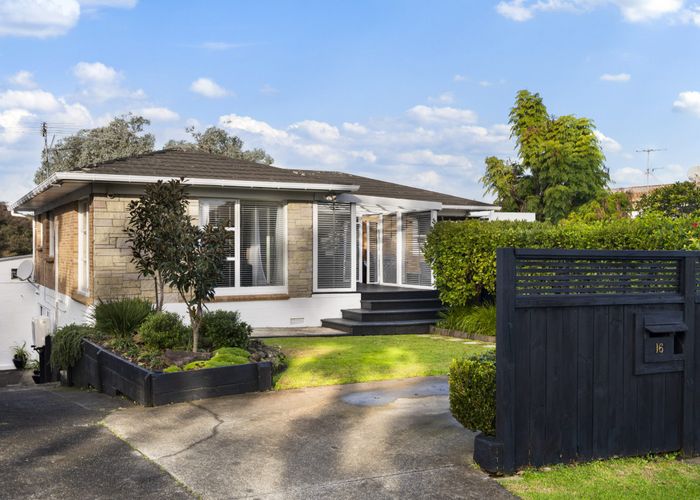  at 16 Finnerty Avenue, Howick, Manukau City, Auckland