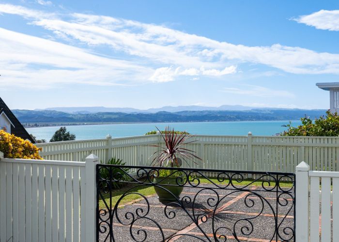  at 119 Chaucer Road North, Hospital Hill, Napier, Hawke's Bay