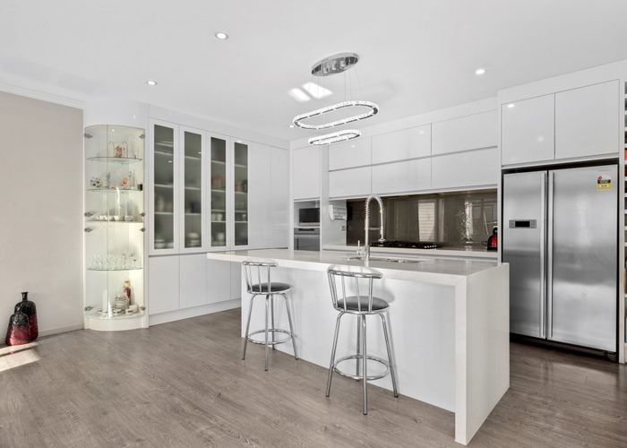  at 19 Dawood Place, The Gardens, Auckland