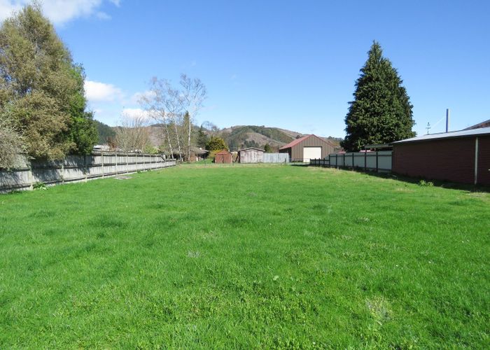  at 16/22 Coal Street, Reefton