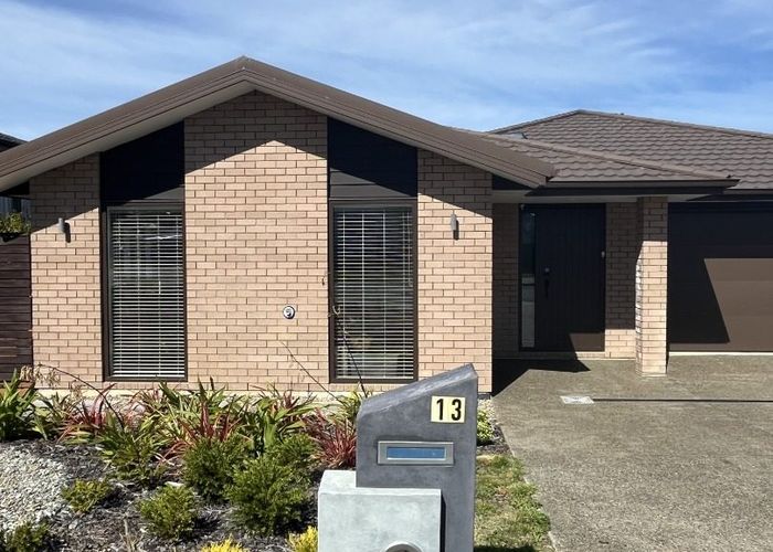  at 13 Opaoa Way, Aotea, Porirua, Wellington