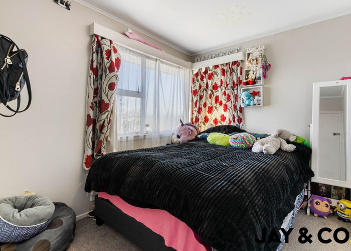  at 34 Edinburgh Avenue, Rosehill, Papakura