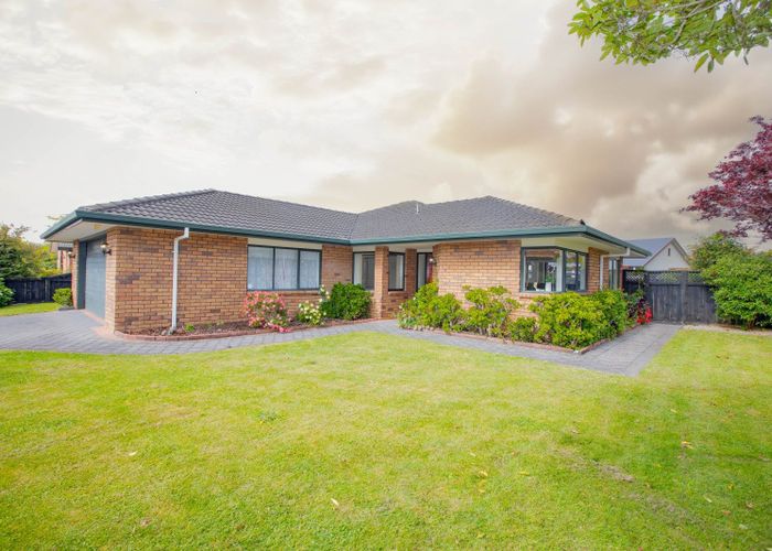  at 18 Fendalton Drive, Rototuna, Hamilton