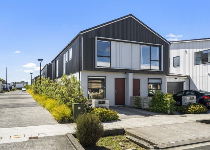  at 31 Pukewhero Rise, Westgate, Waitakere City, Auckland