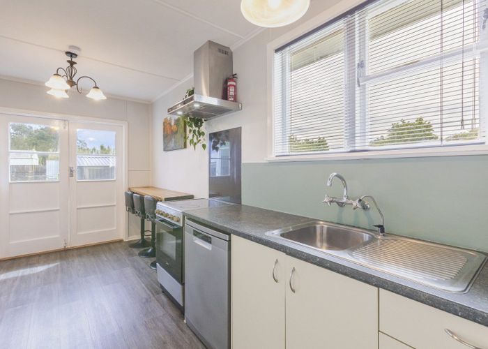  at 2 McCarthy Terrace, Waipukurau, Waipukurau