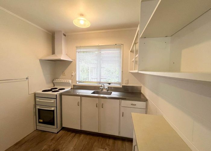  at 6/50 Seabrook Avenue, New Lynn, Waitakere City, Auckland
