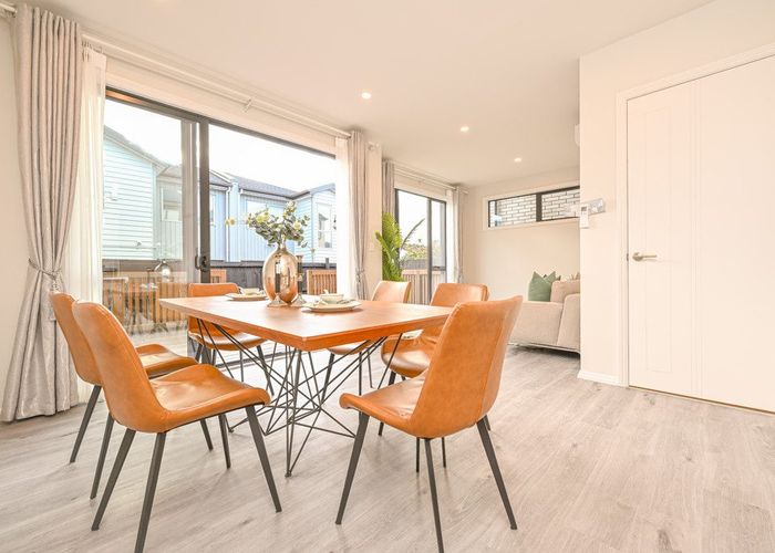  at 1 Galloway Crescent, Farm Cove, Auckland