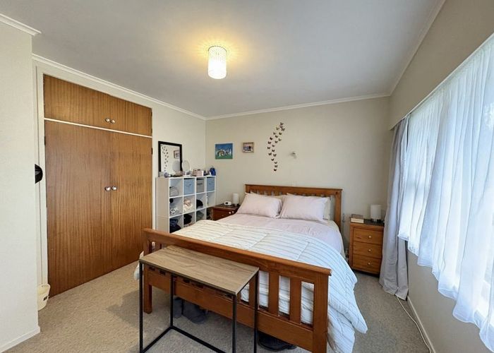  at 4/10 Kenyon Avenue, Mount Eden, Auckland City, Auckland