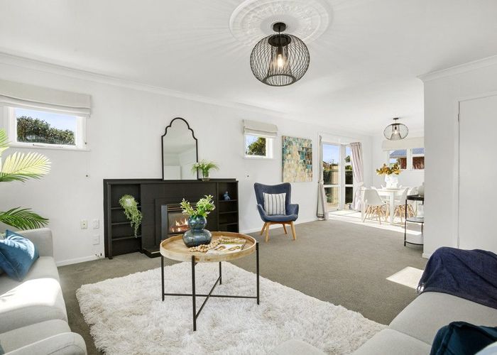 at 7 Holyoake Crescent, Avalon, Lower Hutt, Wellington