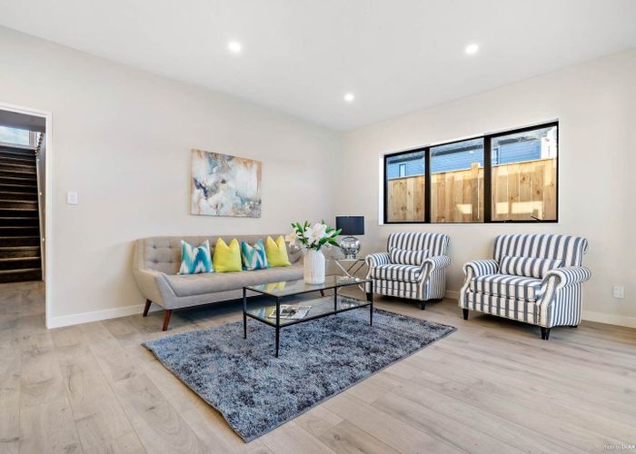  at 4 Cloonlyon Drive, Flat Bush, Manukau City, Auckland