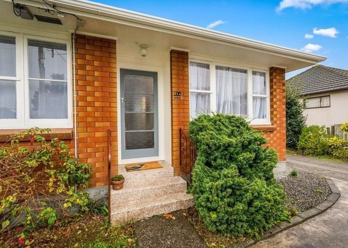  at 2/31a Mcparland Street, Ebdentown, Upper Hutt, Wellington