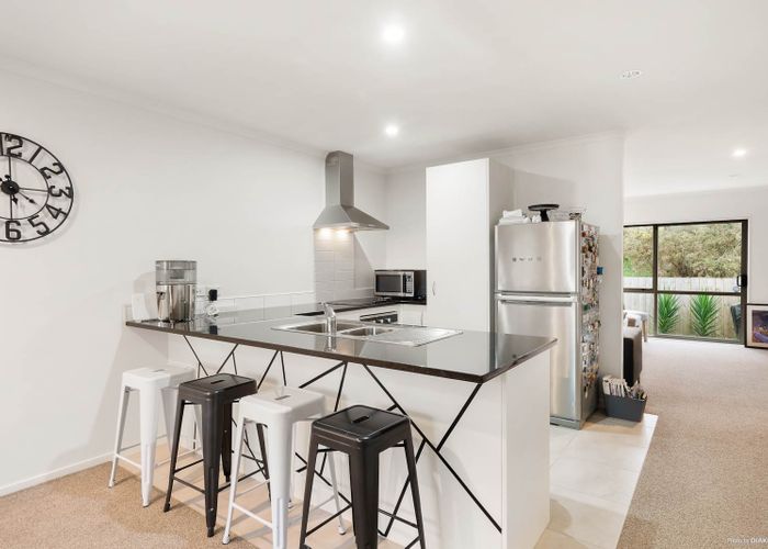  at 18/46 Park Estate Road, Rosehill, Papakura