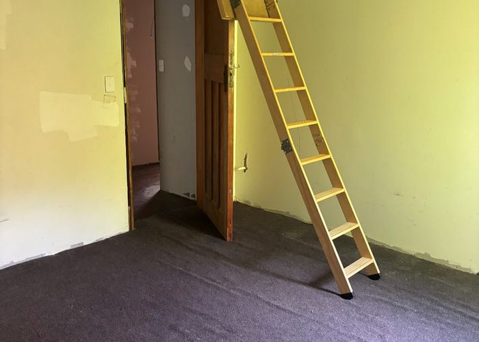  at 7 Fraser Street, Wainuiomata, Lower Hutt, Wellington