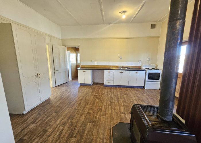  at 14 Collins Street, Blaketown, Grey, West Coast