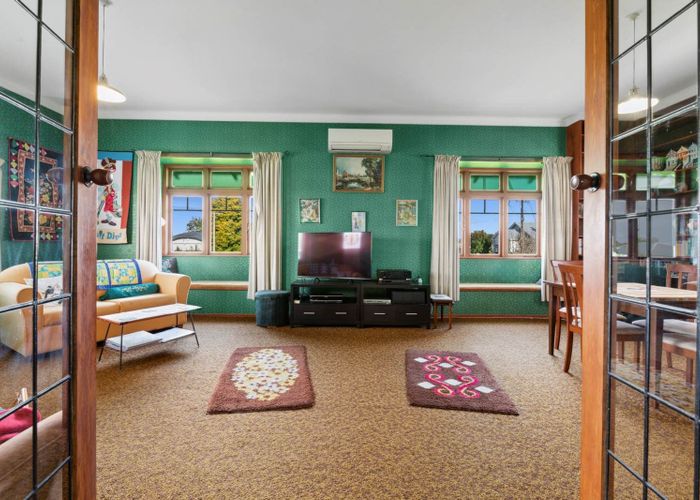  at 5 Faulkner Road, Northcote Point, North Shore City, Auckland