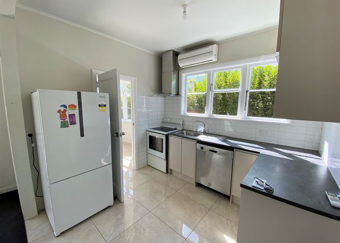  at 5 Tonga Place, Riccarton, Christchurch City, Canterbury