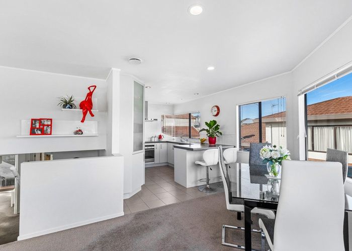  at 1B Bluefin Way, West Harbour, Waitakere City, Auckland