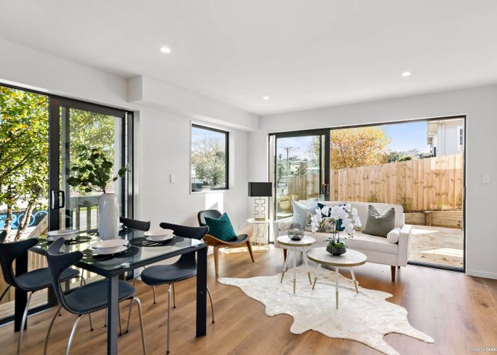  at 4/79 Aranui Road, Mount Wellington, Auckland