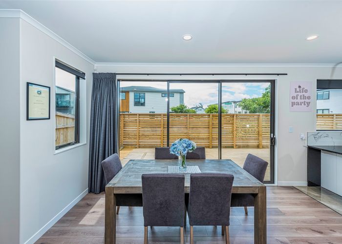  at 2 Silvereye Road, Hobsonville, Auckland