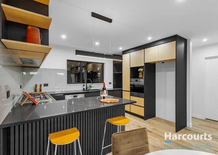  at 1/56 Donovan Avenue, Massey, Waitakere City, Auckland