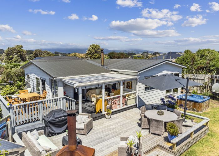  at 8 Norna Grove, Levin
