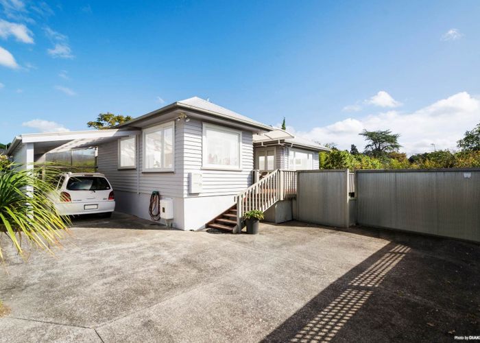  at 59B Northcote Road, Hillcrest, North Shore City, Auckland