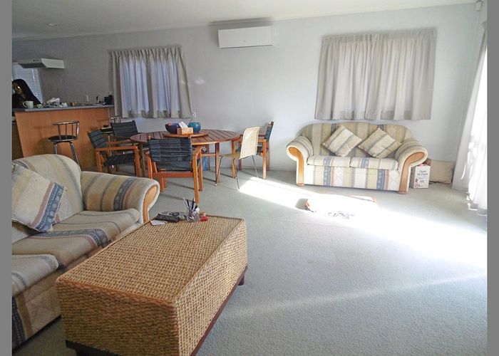  at 6/11 Harrison Road, Mount Wellington, Auckland