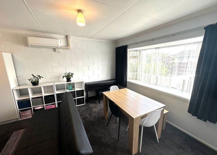  at 2/297 Ruahine Street, Terrace End, Palmerston North
