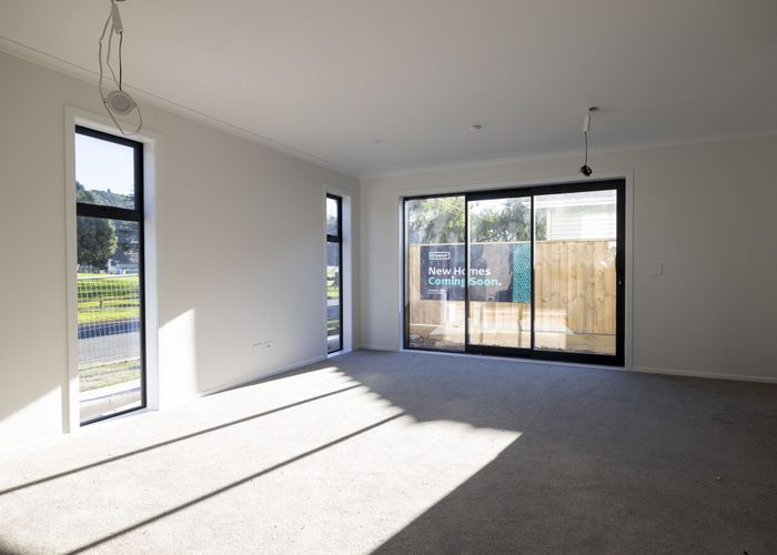  at 994-996 Taita Drive, Avalon, Lower Hutt, Wellington
