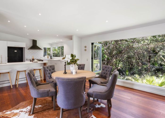  at 18 Kereru Grove, Greenhithe, Auckland