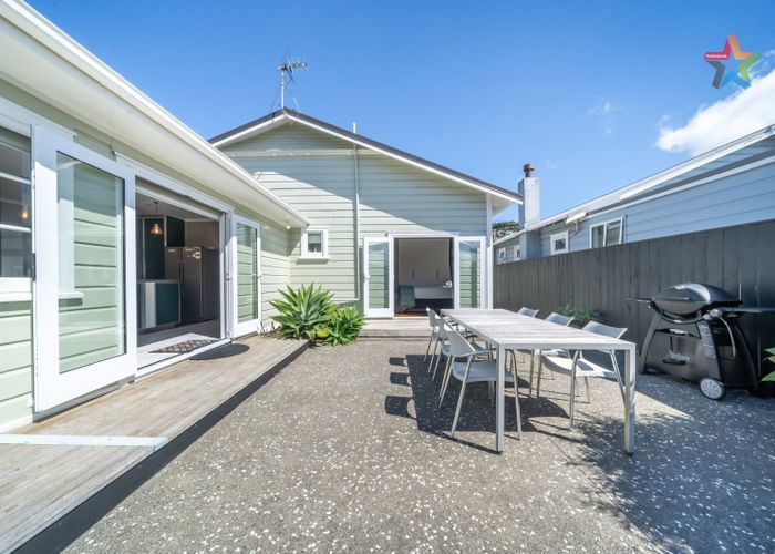  at 10 Palm Avenue, Lyall Bay, Wellington