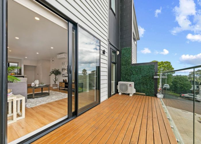  at 59B  Redwood Drive, Massey, Waitakere City, Auckland
