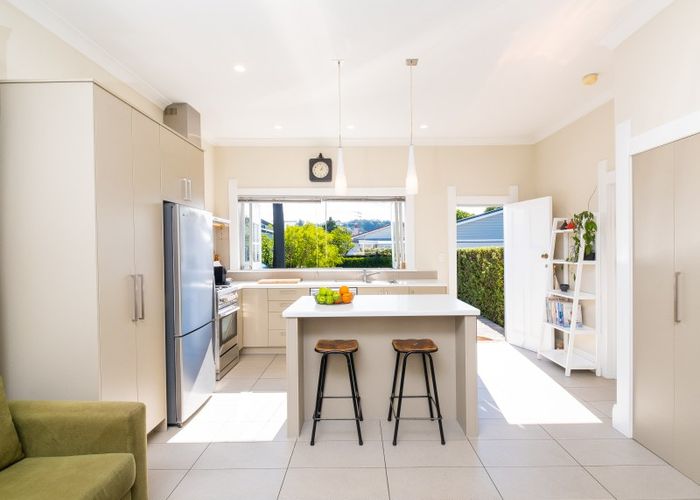 Free property data for 67 Kennedy Road, Napier South, Napier homes.co.nz