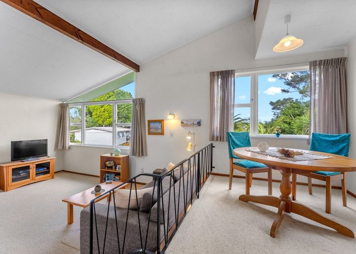  at 1/15A View Road, Glenfield, Auckland