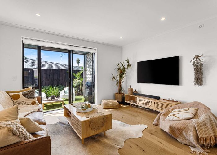  at 17b Tobruk Road, Panmure, Auckland City, Auckland