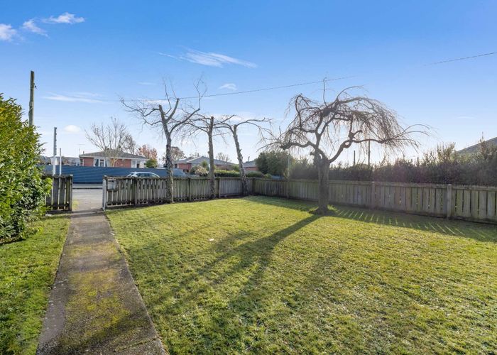  at 2 Bird Street, Hampstead, Ashburton, Canterbury