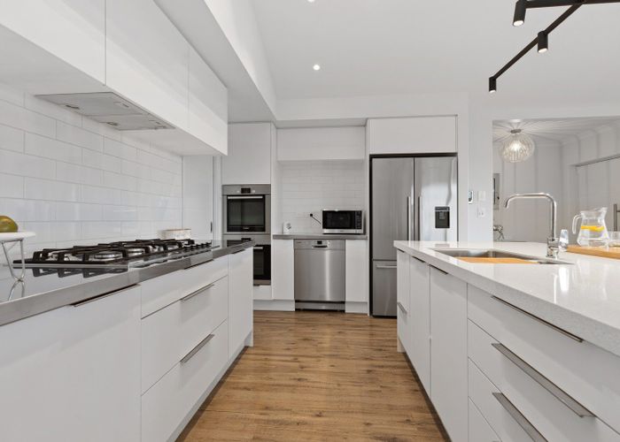  at 31 Benmore Crescent, Pyes Pa, Tauranga