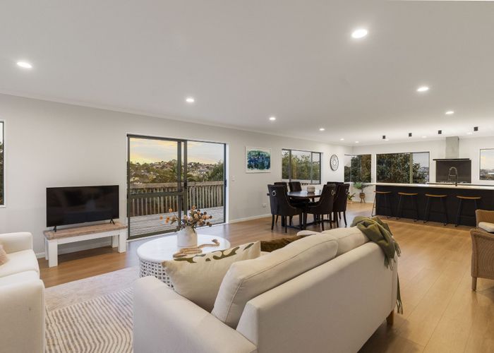  at 3 Trotting Terrace, Fairview Heights, Auckland