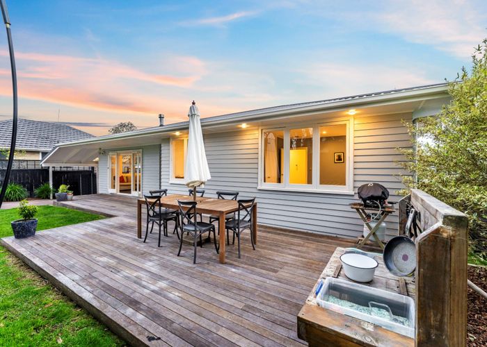  at 25 Sloane Street, Glen Innes, Auckland