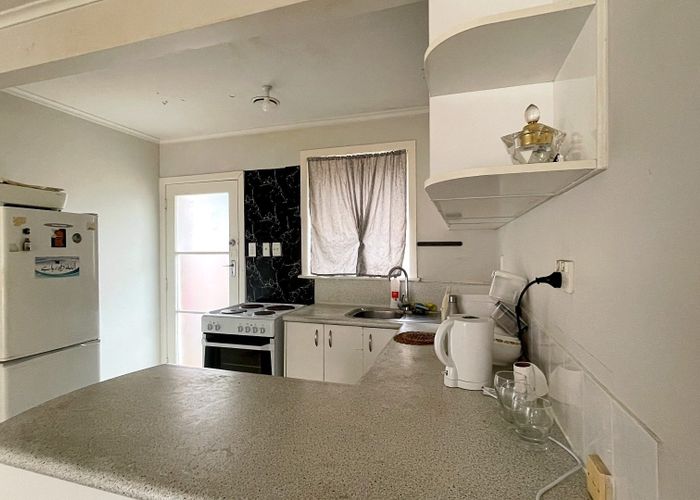  at 2/10 Begbie Place, Sandringham, Auckland City, Auckland