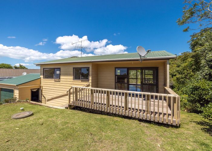  at 33 Tahatai Road, Oneroa, Waiheke Island, Auckland
